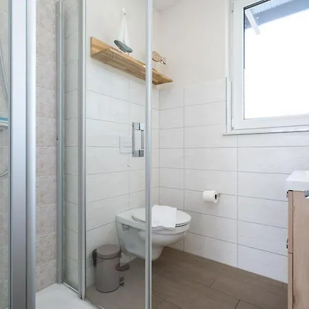 דירה Strandhaus-1-eg *